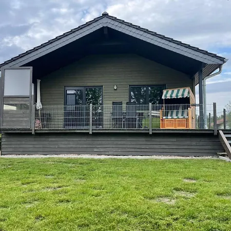 Haus Seehund Direkt Hinterm Deich An Der Nordsee * Sehestedt (Lower-Saxony)