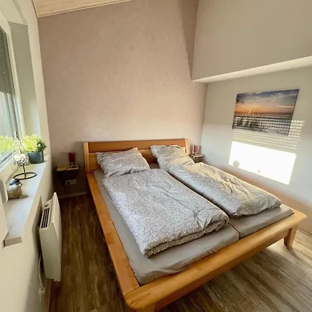 Haus Seehund Direkt Hinterm Deich An Der Nordsee Prázdninový dům *