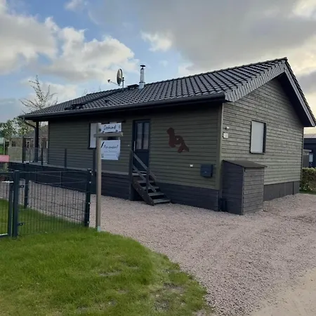 Haus Seehund Direkt Hinterm Deich An Der Nordsee