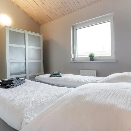 Haus Seehund Direkt Hinterm Deich An Der Nordsee
